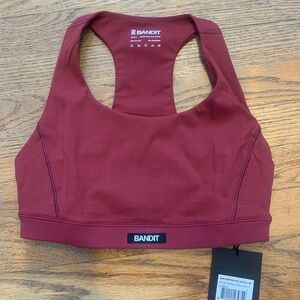 Bandit running gridlock scoop neck cherry sports bra small